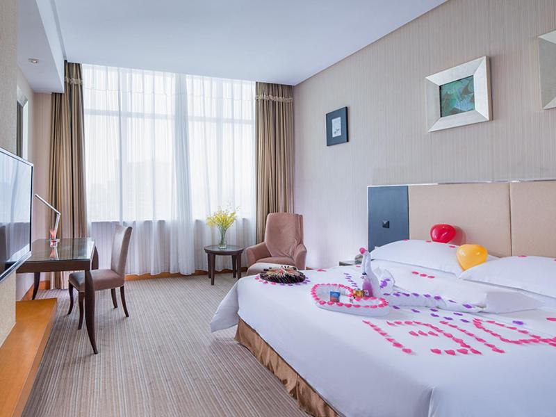 Vienna International Hotel Shenzhen Hua'Nan City Екстер'єр фото
